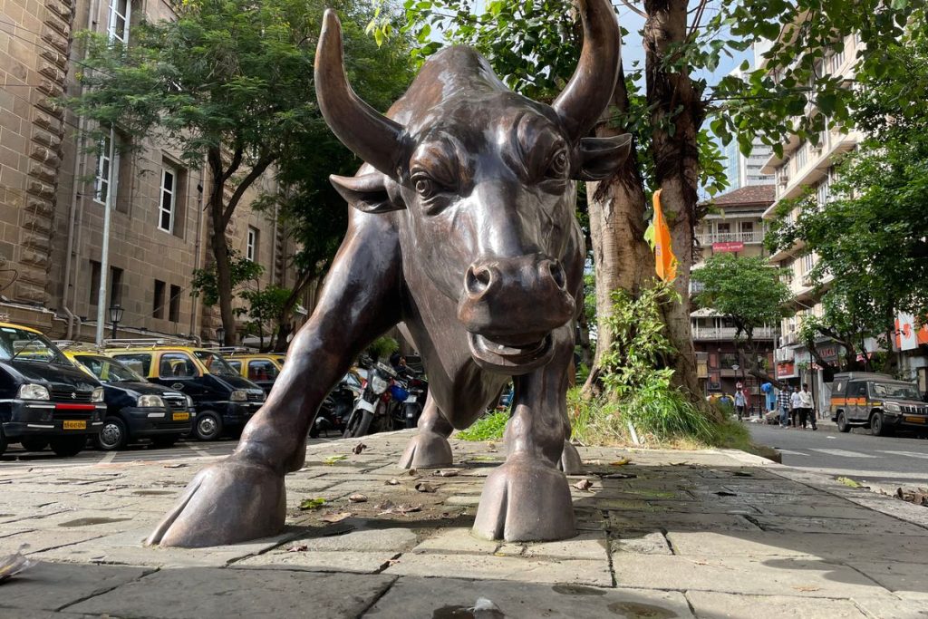 Wall Street Today: Key Trends Every Investor Must Know